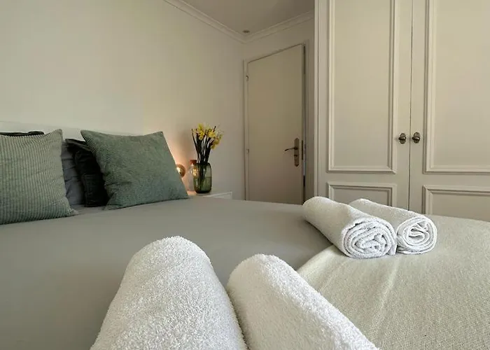 Com Varanda Centro De Homestay Lisbon